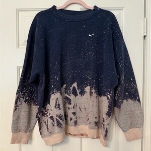 unisex blue and beige vintage dyed crewneck - nike!